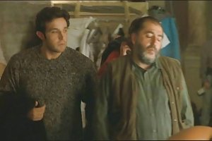 Enlevé le soutien-gorge et c'est reparti