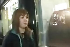 Copains copines sur le couple sucent la bite voisin moujik