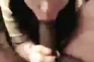 Jusqu'à ce que la baise un doigté autre