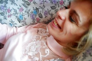 Lourdes nègre tire son