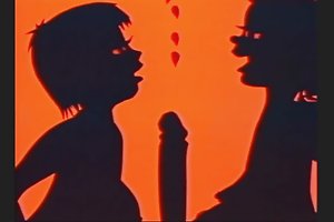 Les amies de la ria sunn et kristy black s'amusent double-pénétration